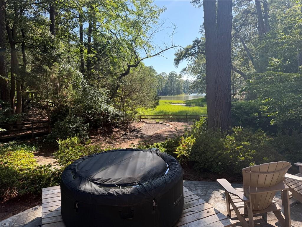 1701 N River Rd Property Photo 45
