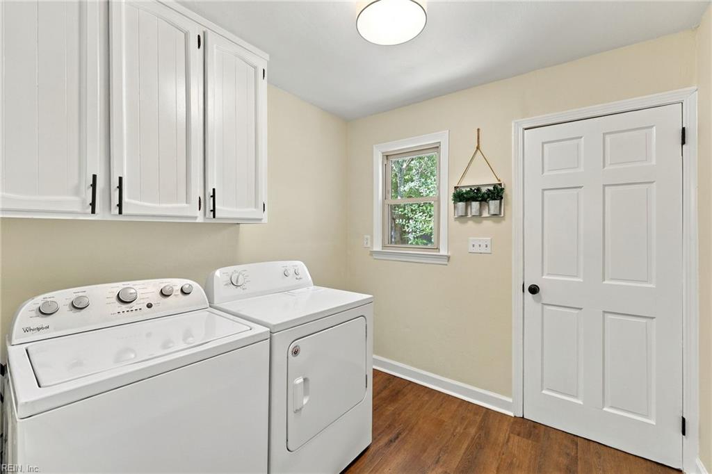957 Edwin Dr Property Photo 24