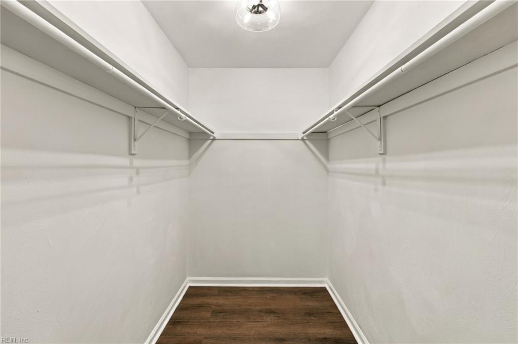 957 Edwin Dr Property Photo 28