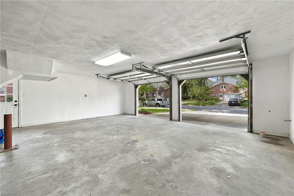 957 Edwin Dr Property Photo 44