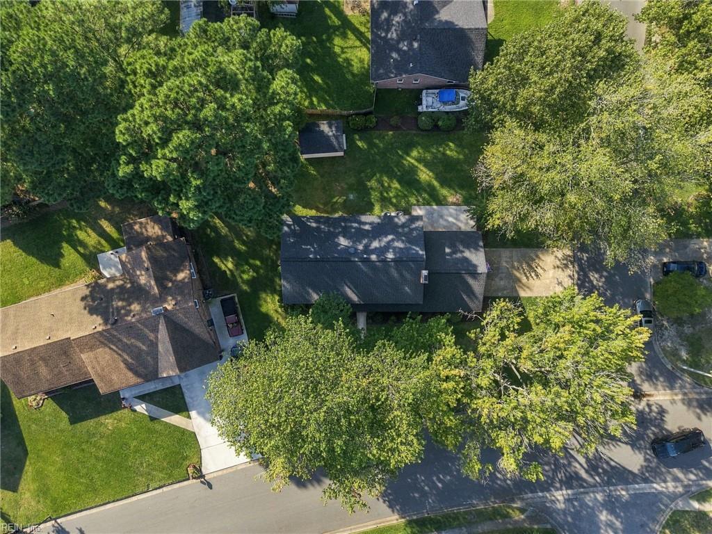 957 Edwin Dr Property Photo 49