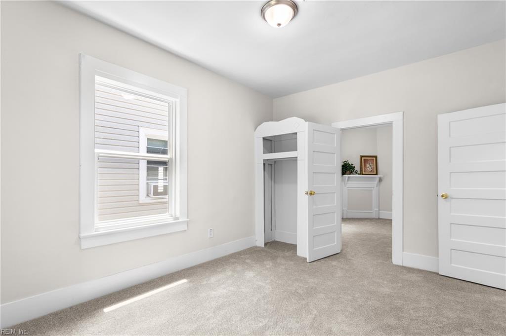 146 Pine St Property Photo 23