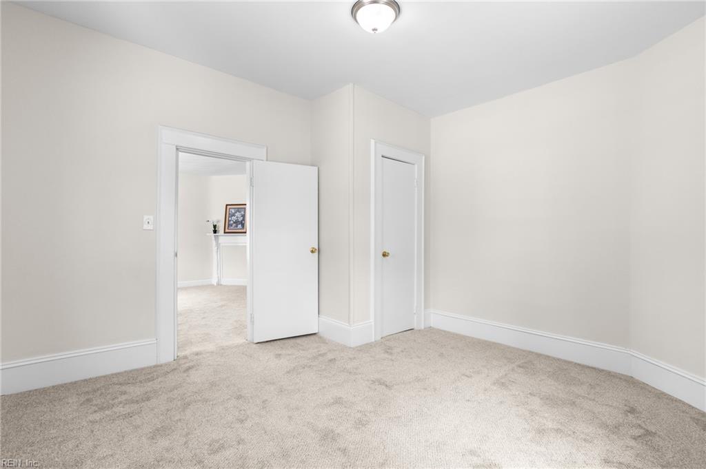 146 Pine St Property Photo 29