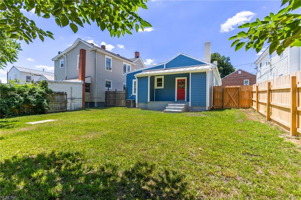 146 Pine St Property Photo 36