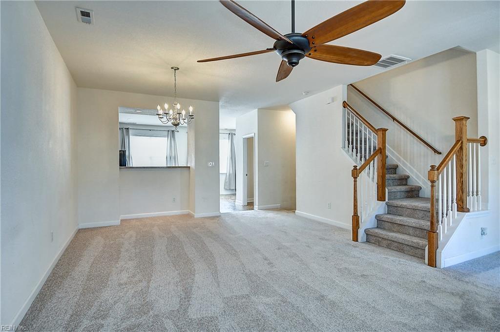 257 Feldspar St Property Photo 6
