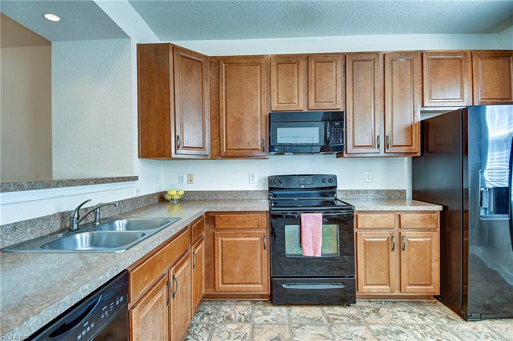 257 Feldspar St Property Photo 12