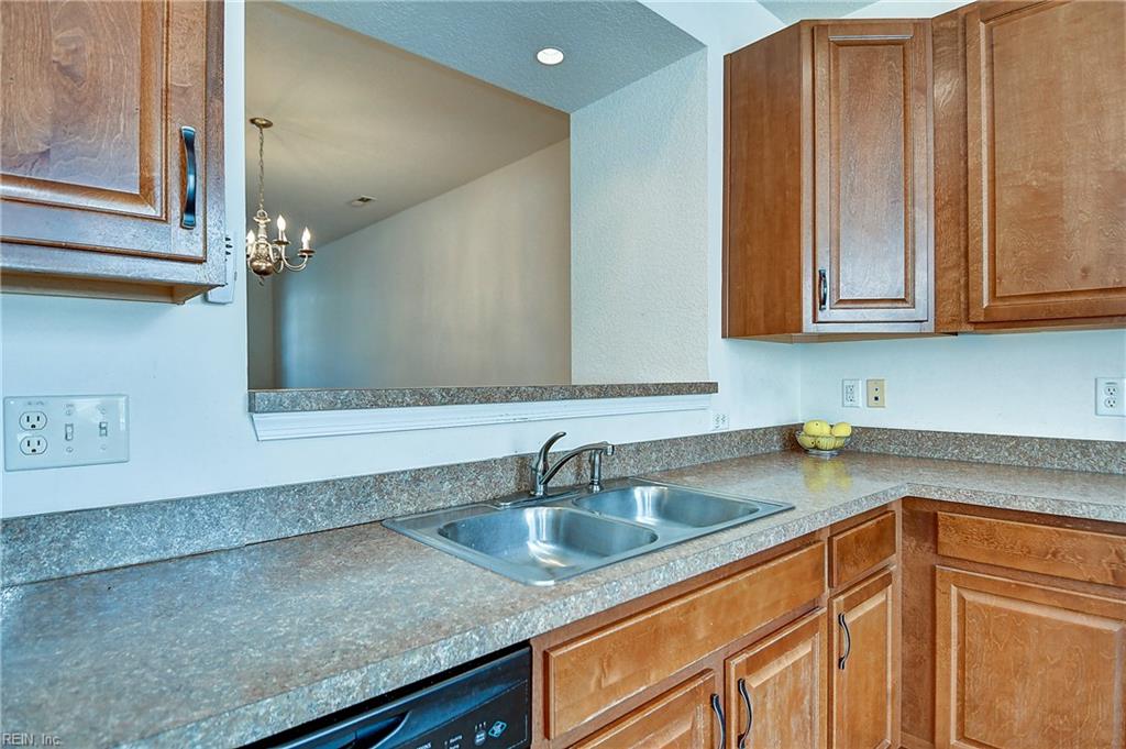 257 Feldspar St Property Photo 16