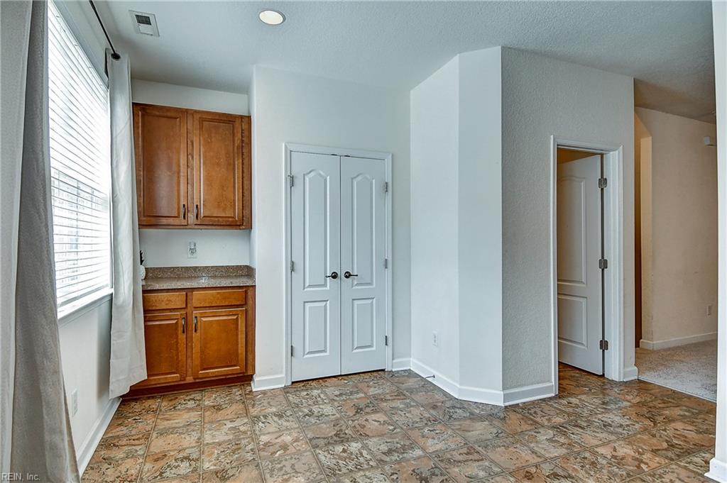 257 Feldspar St Property Photo 17