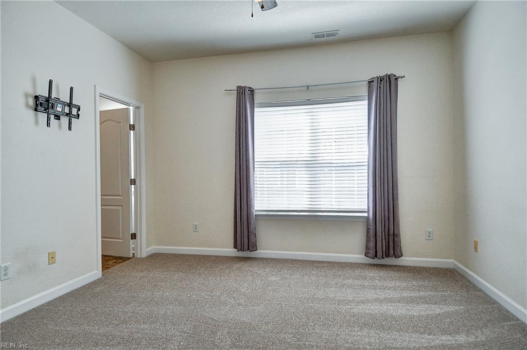 257 Feldspar St Property Photo 28