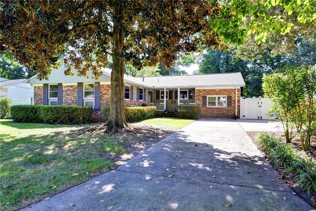 115 Olin DR Property Photo 1