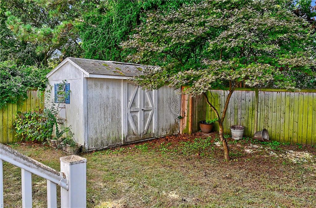 635 Virginia Ave Property Photo 47