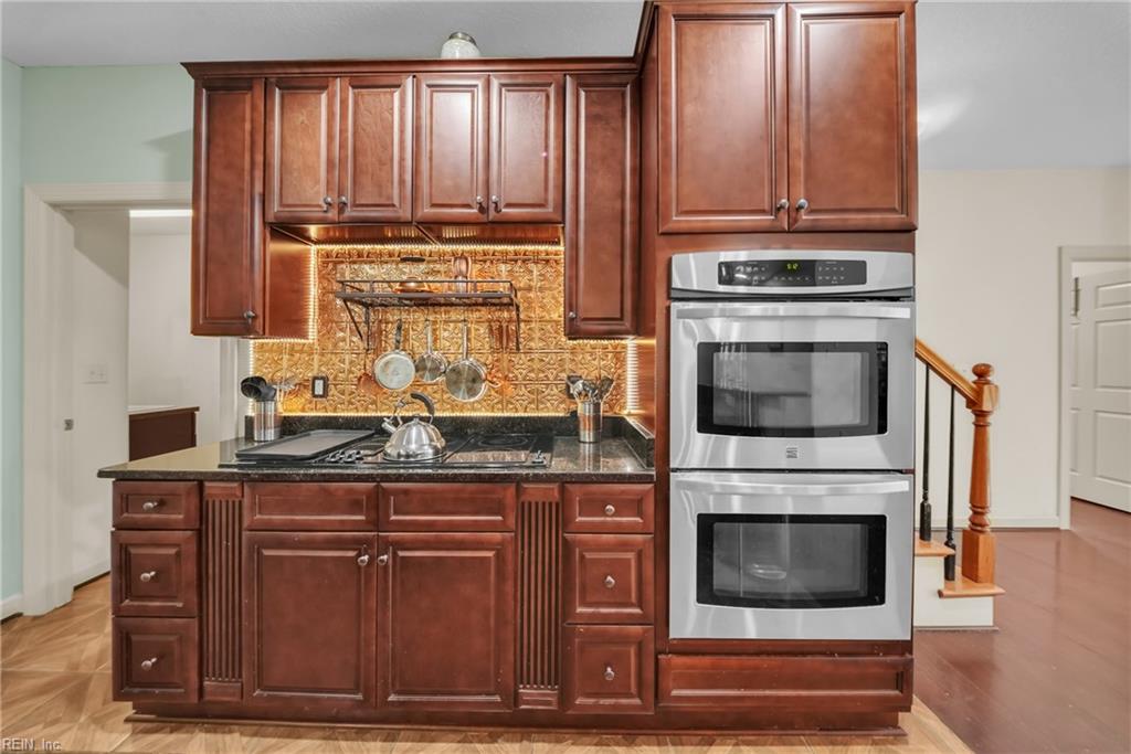 2234 Creekway Dr Property Photo 6