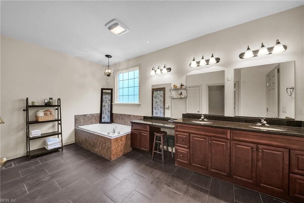 2234 Creekway Dr Property Photo 13