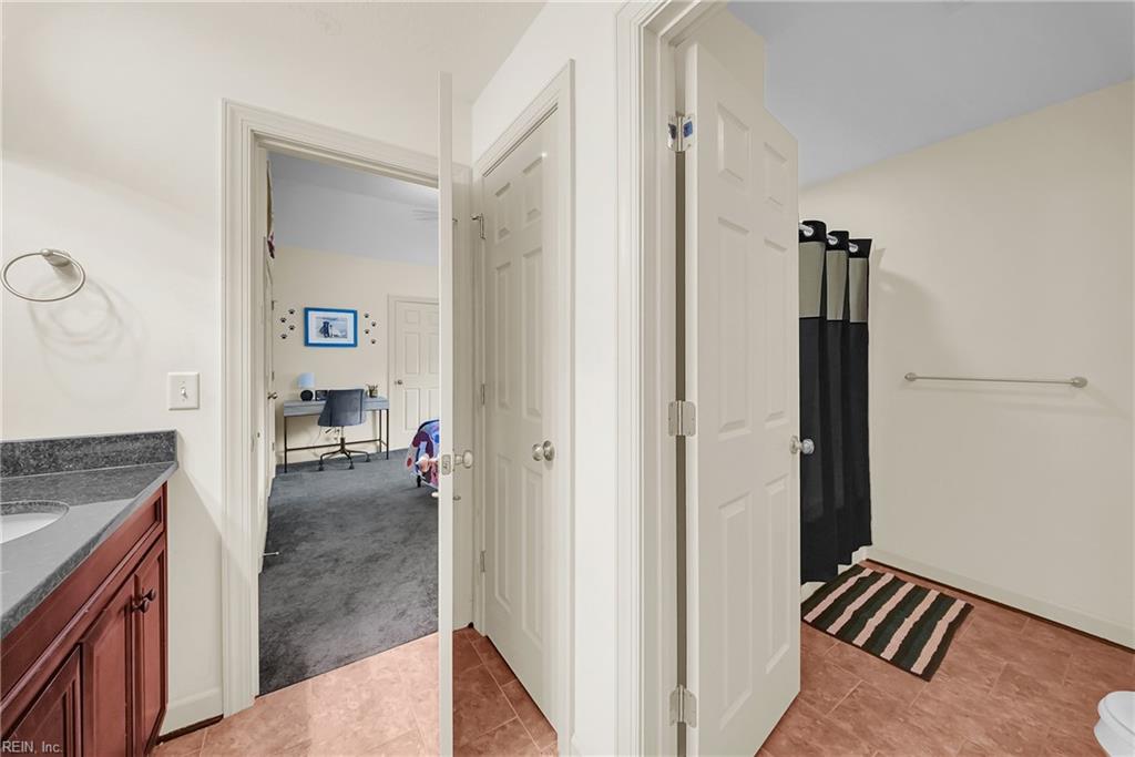 2234 Creekway Dr Property Photo 22