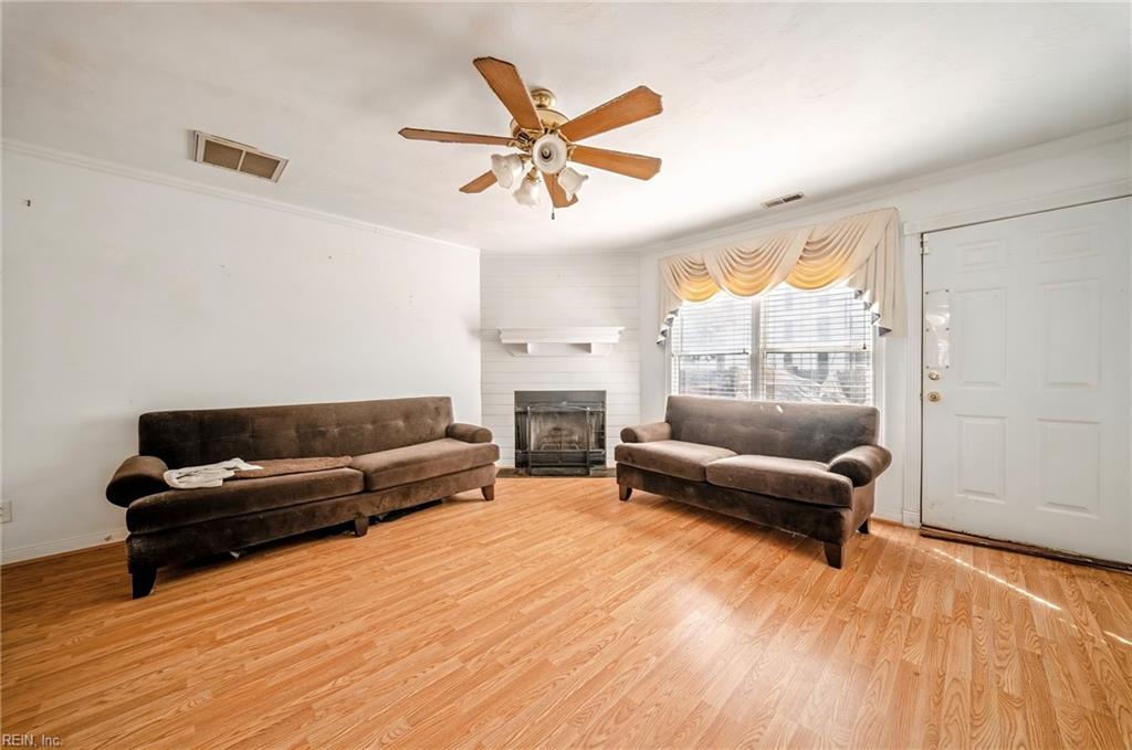 709 South St Property Photo 11