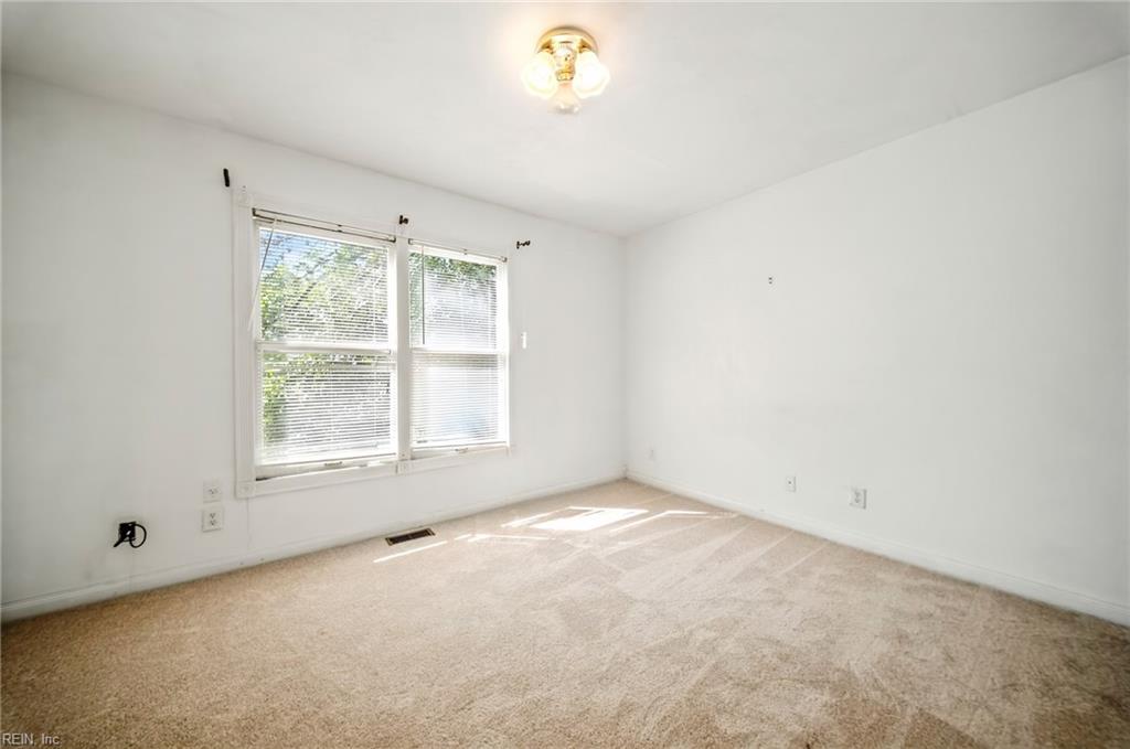 709 South St Property Photo 13