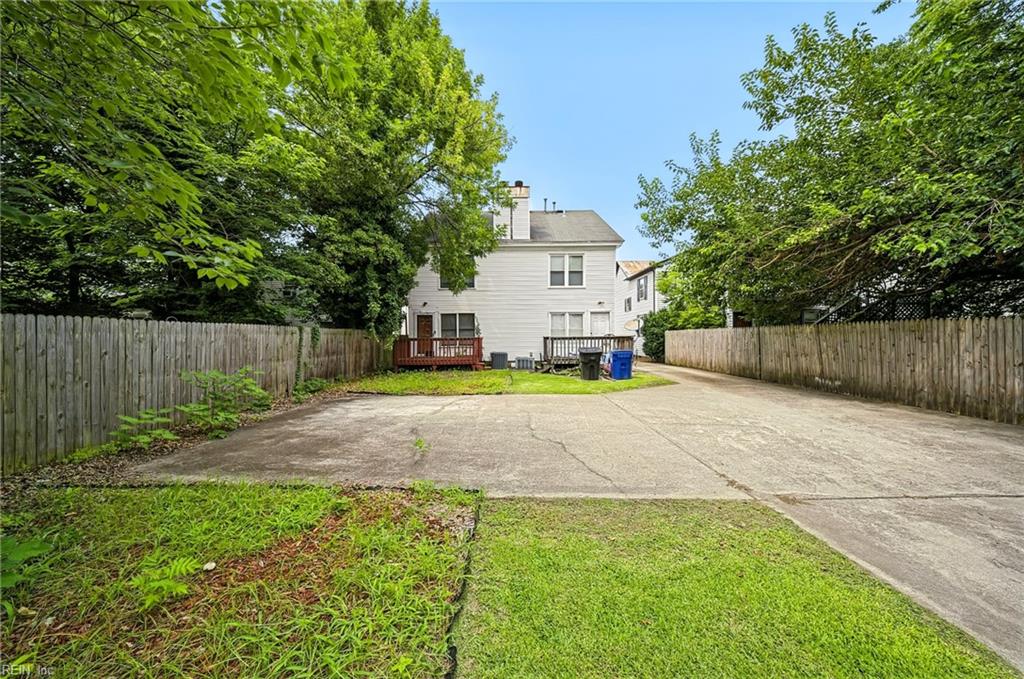 709 South St Property Photo 19