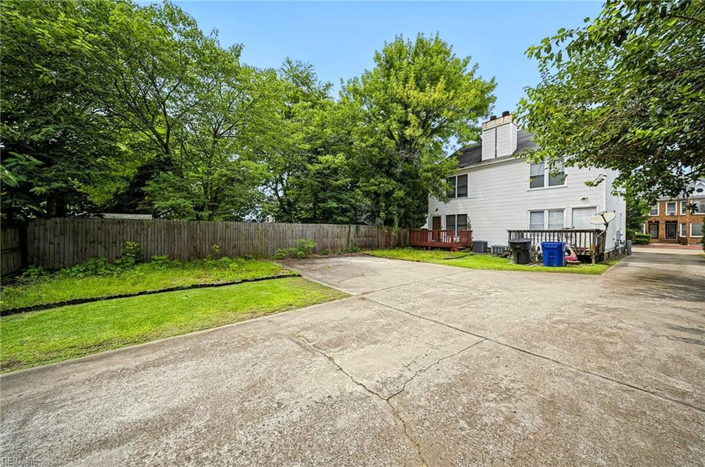 709 South St Property Photo 20