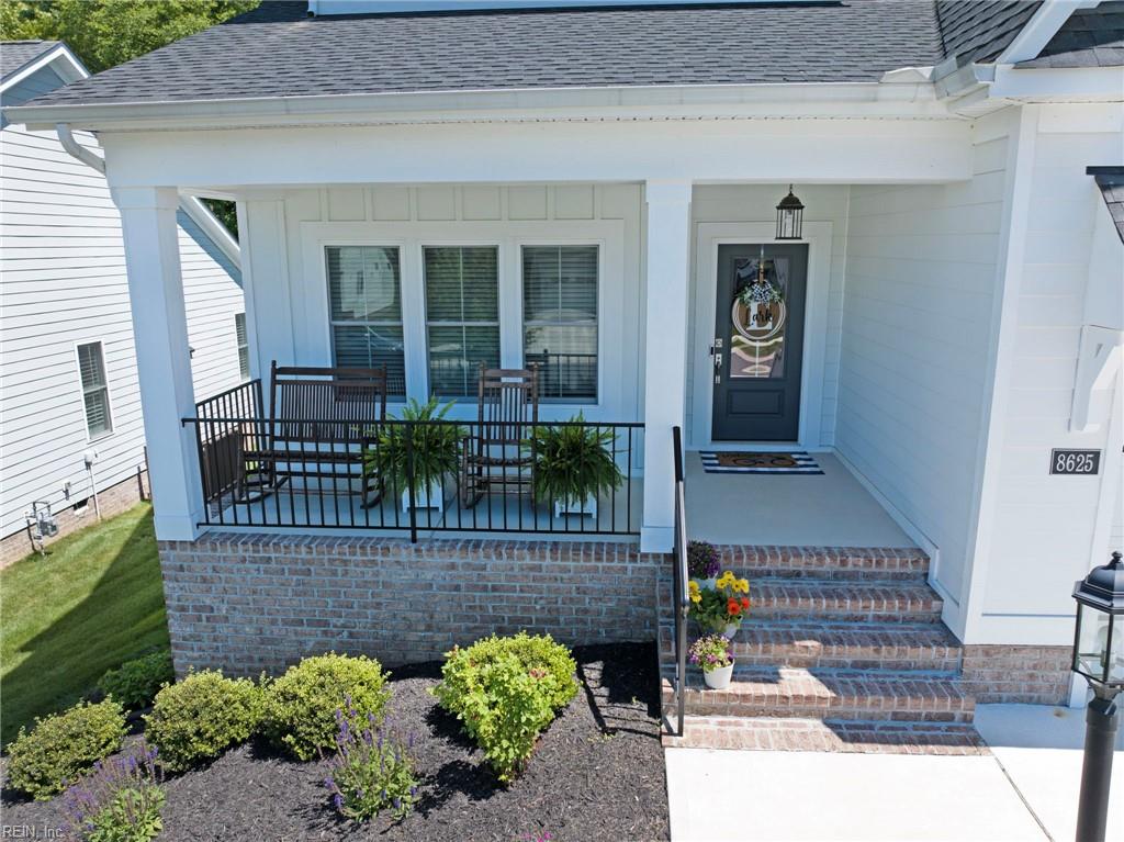 8625 Terroir Ln Property Photo 5