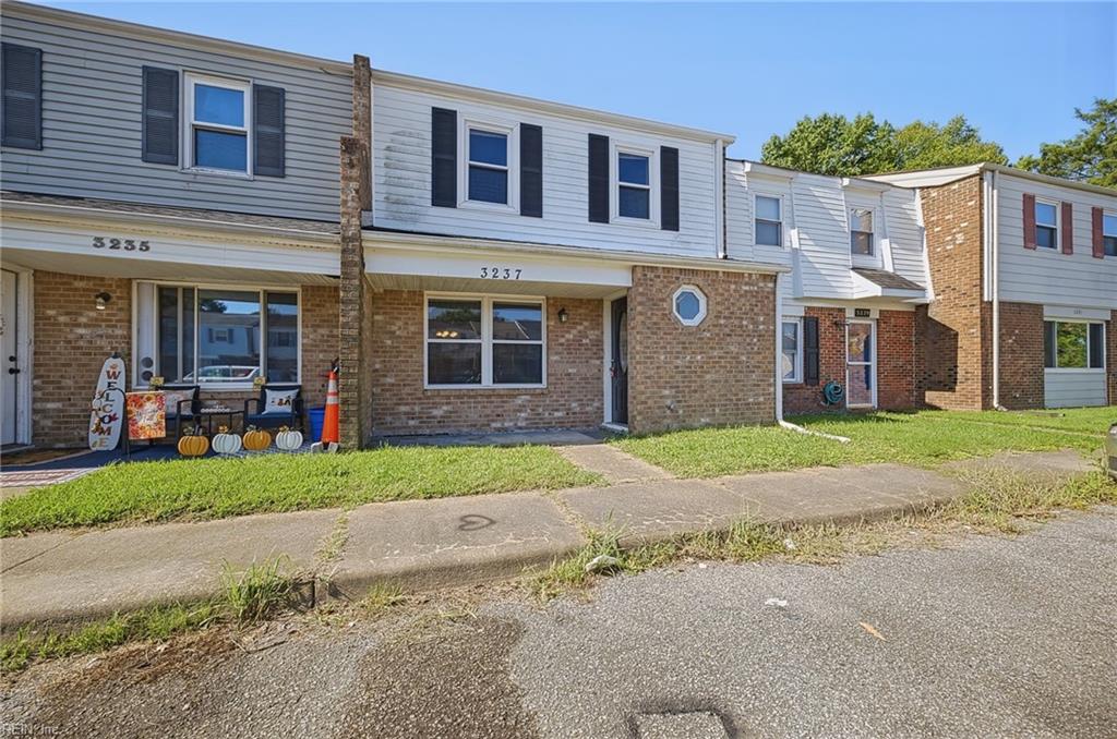 3237 Manor Glenn Ct Property Photo 2