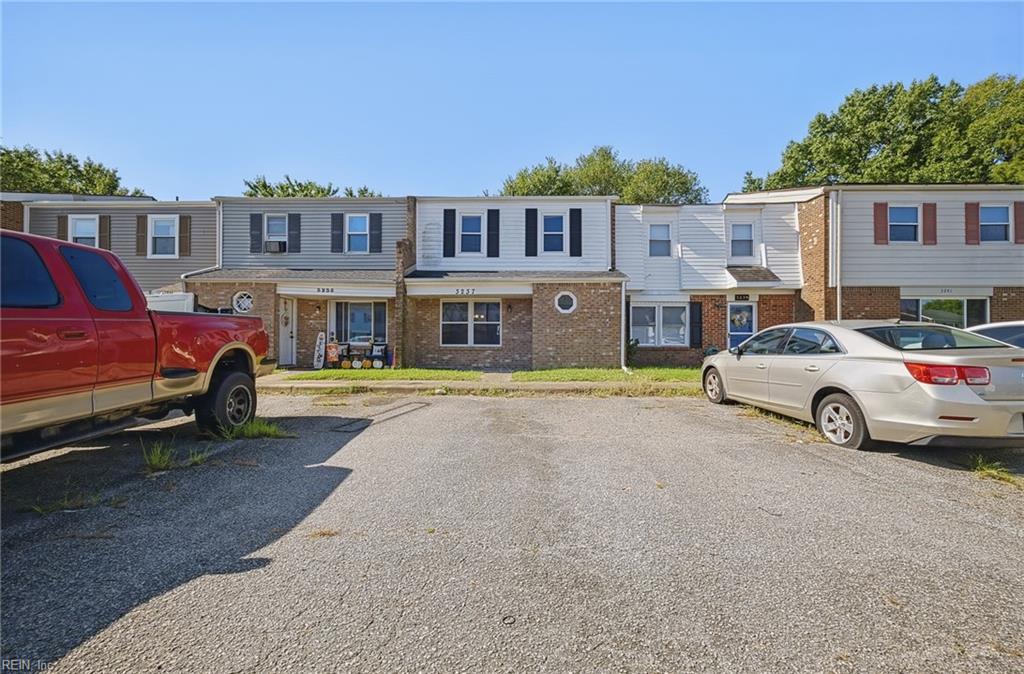 3237 Manor Glenn Ct Property Photo 4