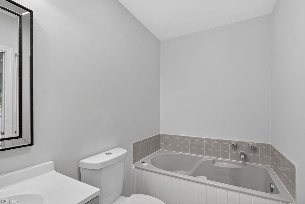 1337 Walnut Ave Property Photo 17