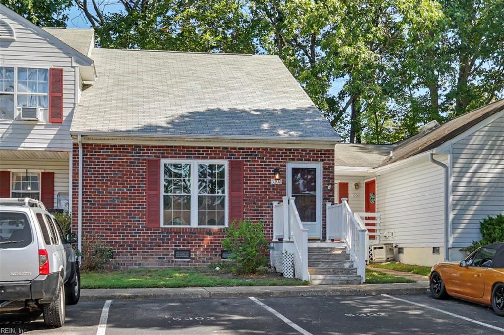 5302 Gardner Ct Property Photo 1