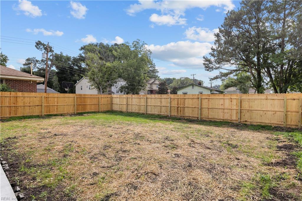 4327 Taylor Rd Property Photo 5