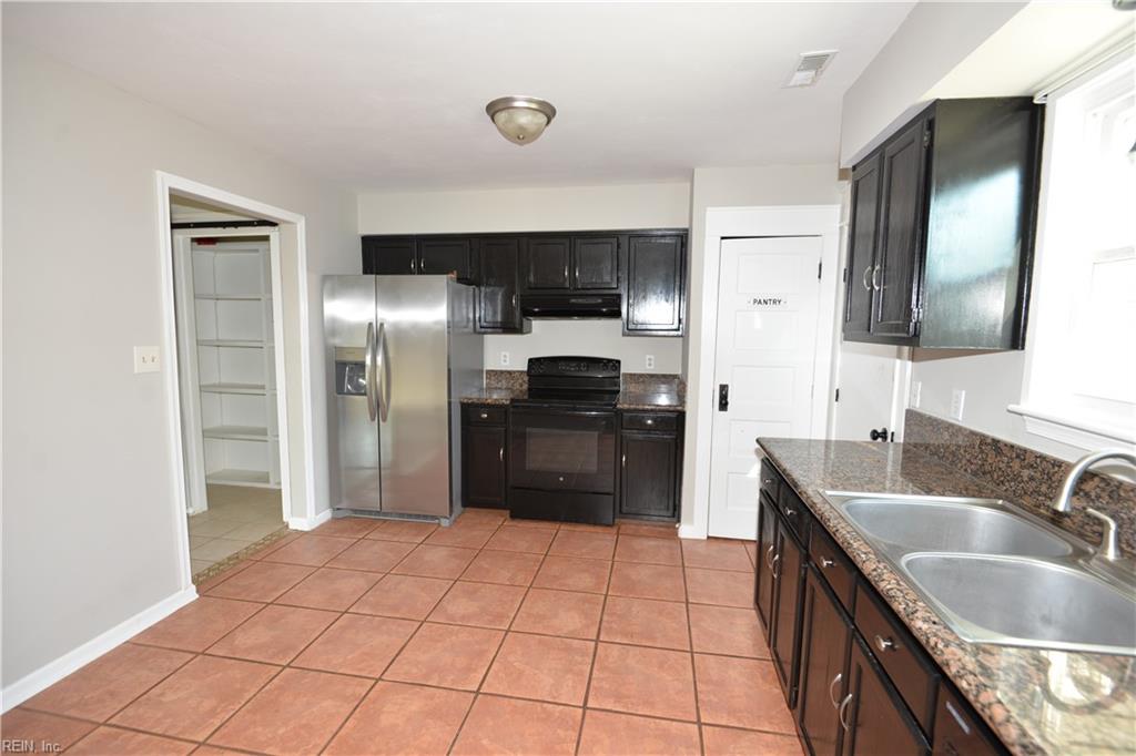1269 Brahms Dr Property Photo 3