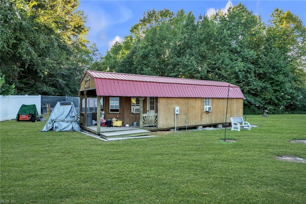 8922 E Colonial Trl Property Photo 34