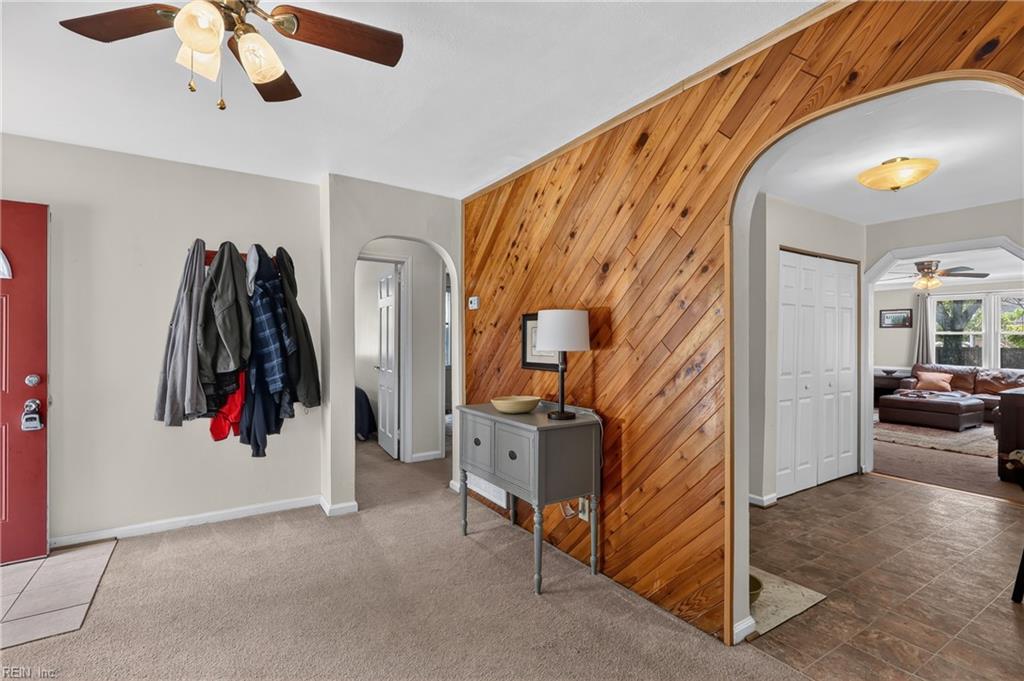1643 Croyden Rd Property Photo 11