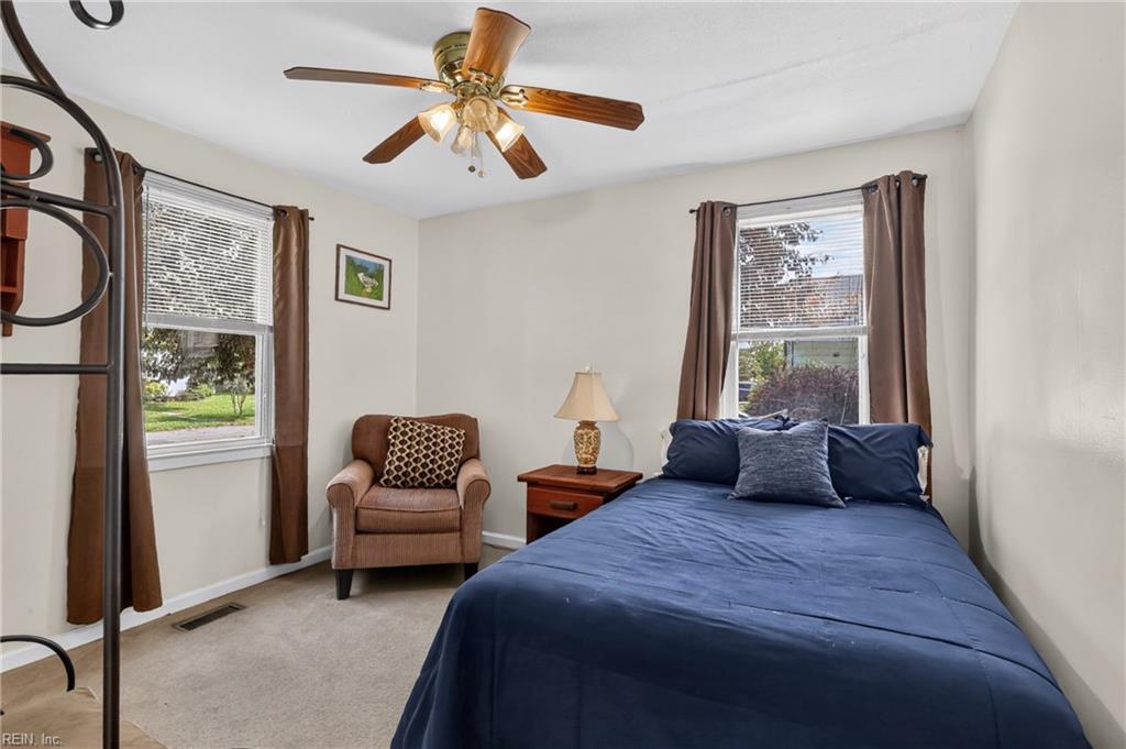 1643 Croyden Rd Property Photo 26