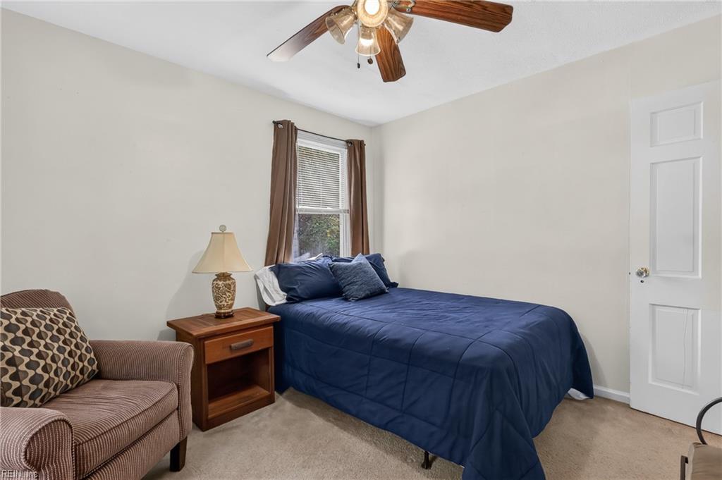1643 Croyden Rd Property Photo 27