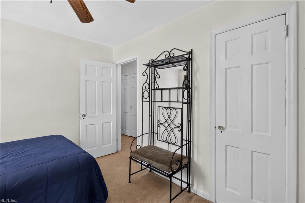 1643 Croyden Rd Property Photo 28