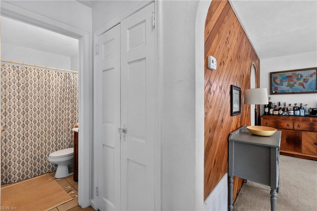 1643 Croyden Rd Property Photo 31