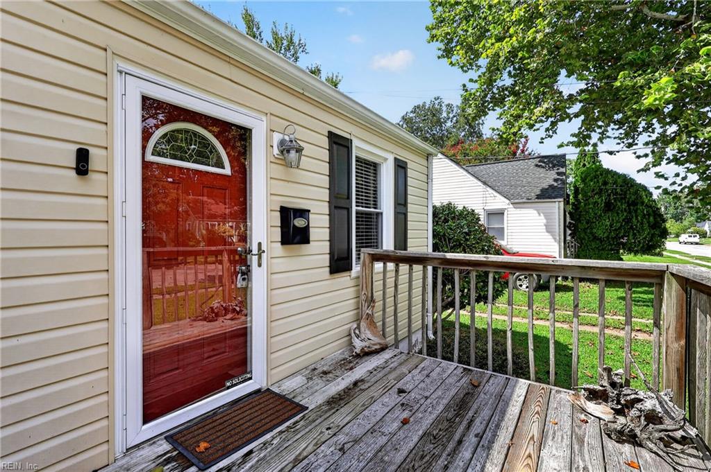 1643 Croyden Rd Property Photo 37