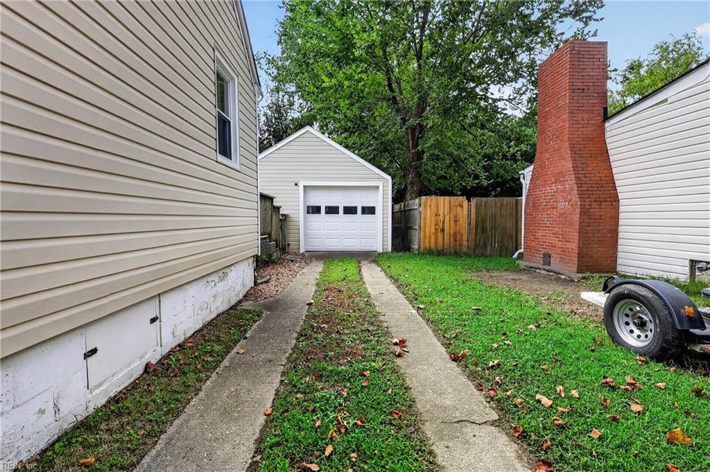 1643 Croyden Rd Property Photo 38