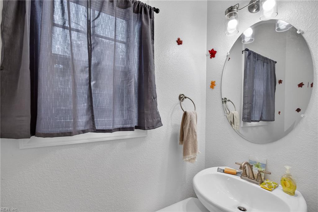 109 Wellons St Property Photo 14