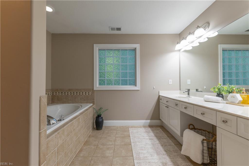 1017 Stratem Ct Property Photo 19