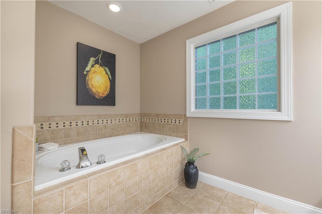 1017 Stratem Ct Property Photo 21