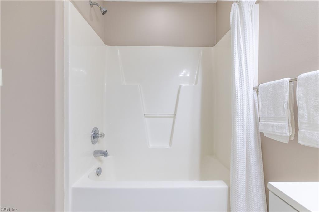 1017 Stratem Ct Property Photo 32