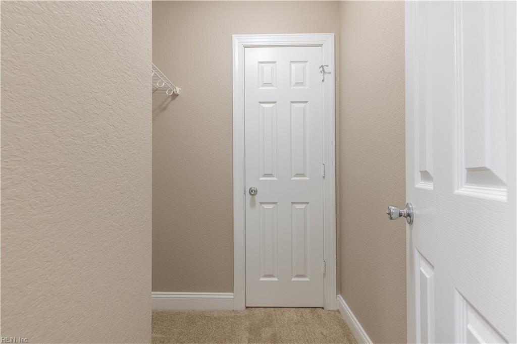 1017 Stratem Ct Property Photo 38