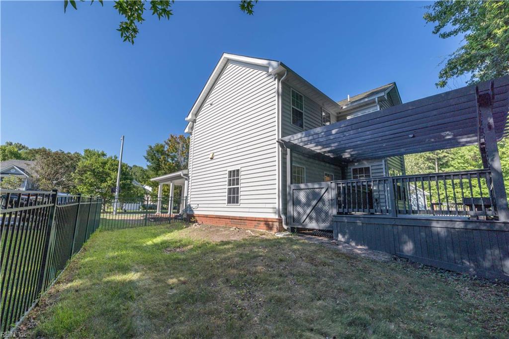 1017 Stratem Ct Property Photo 50