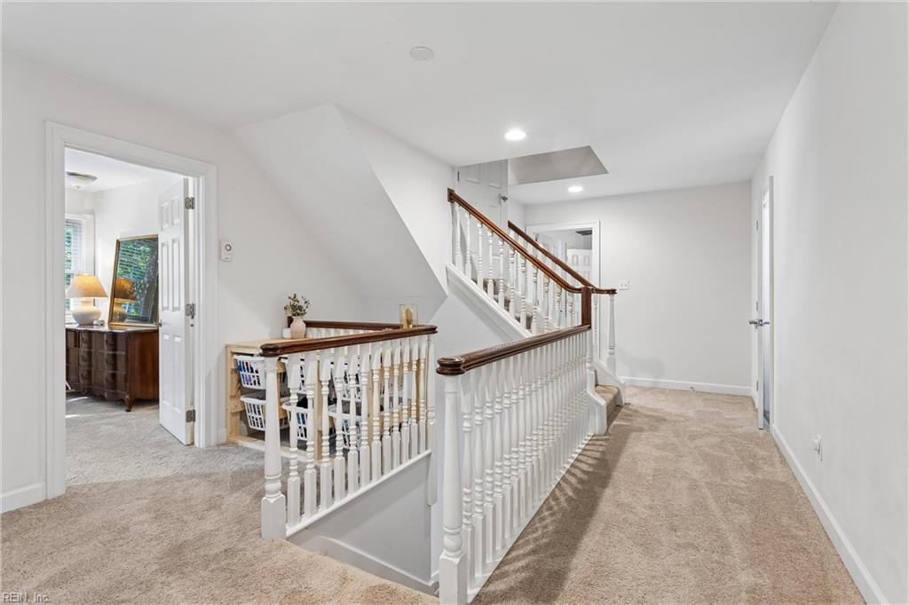 406 Regents Cv Property Photo 28
