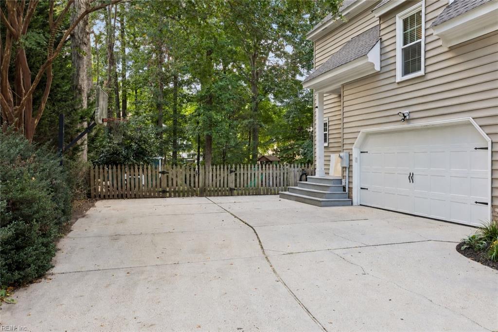 406 Regents Cv Property Photo 50