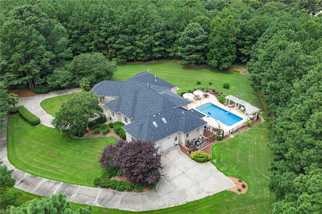 4435 Jone Cove Dr Property Photo 3