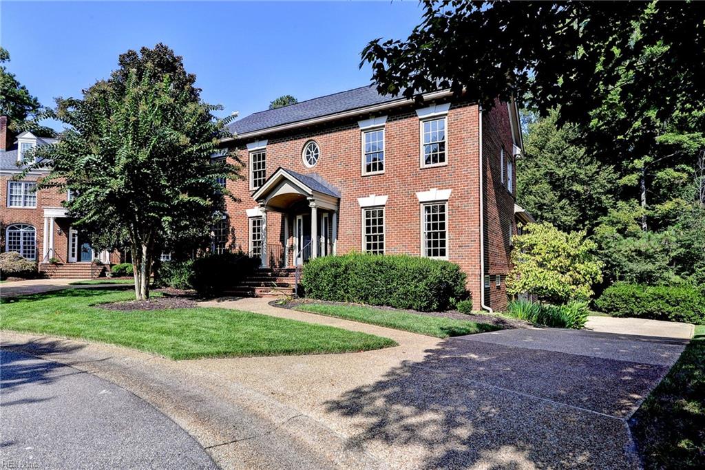124 Richmond Hill Ct Property Photo 2
