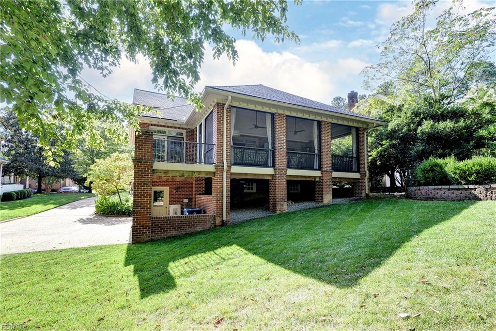 124 Richmond Hill Ct Property Photo 8