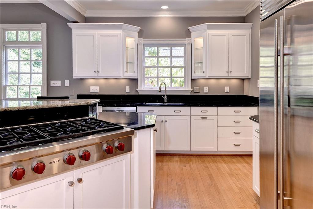 124 Richmond Hill Ct Property Photo 17