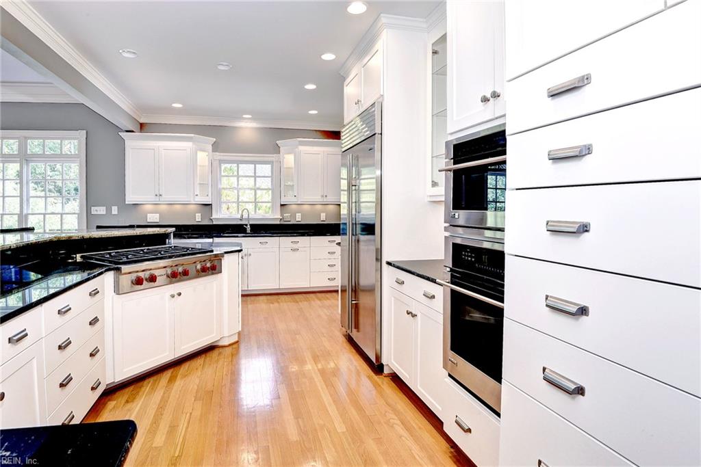 124 Richmond Hill Ct Property Photo 18
